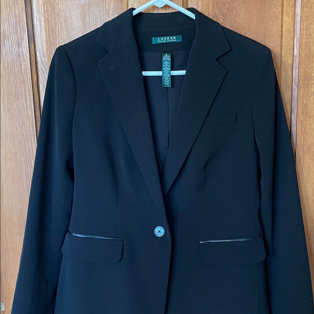 Lauren Ralph Lauren Classic Black blazer. NWOT